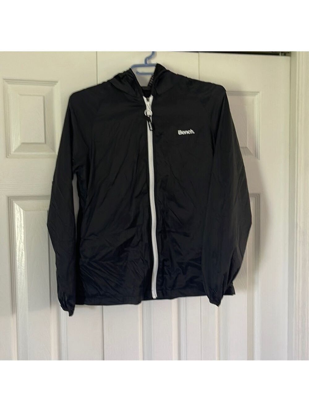Bench Jacket Size Sπ₯°π₯° BNWOT β€οΈβπ₯β€οΈβπ₯ - Picture 1 of 6